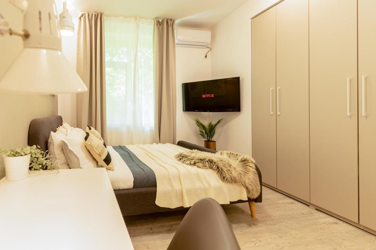 Ideal Stay: Spacious 2Br Apt Near Calea Victoriei Bükreş Dış mekan fotoğraf